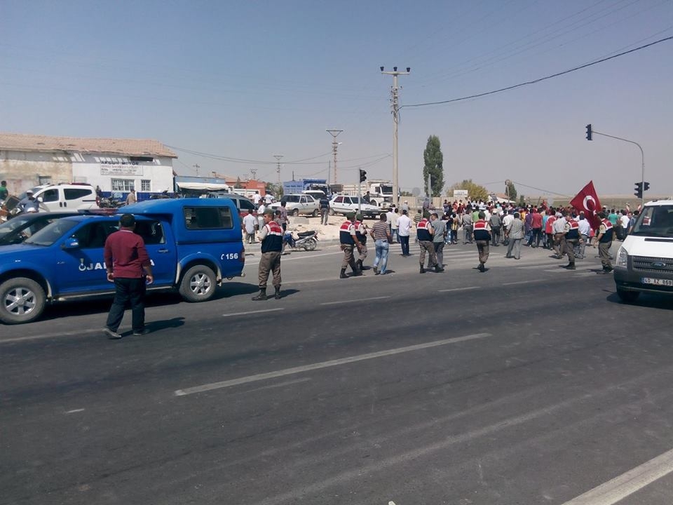 Eşmekaya'da  Bin Kişi Terörü Lanetledi galerisi resim 1