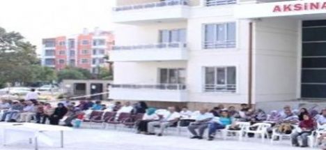 Karatay Aksinan Siteleri'nde Daireler Sahibini Buldu