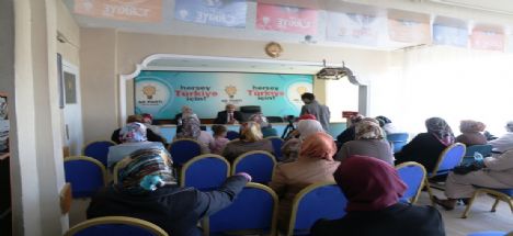 Başkan Palta Ak Parti Kadın Kolları Toplantısına  Katıldı