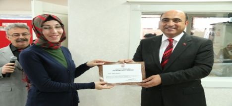 AKMEK Mezunlarına Sertifikaları verildi