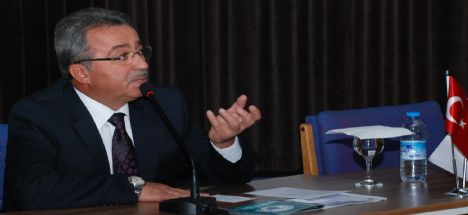 Başkan Hançerliden, İnşaat Mühendisliği Öğrencilerine seminer