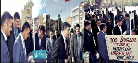 300 Uygur Türkü için İmza Toplama Organizasyonu