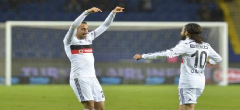 Beşiktaş zirveye yerleşti