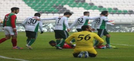 Konyaspor, Cizrespor'u parçaladı