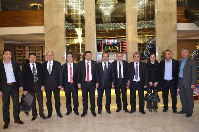 ATSO, siyasi parti temsilcilerini tarihi yemekte bir araya getirdi.
