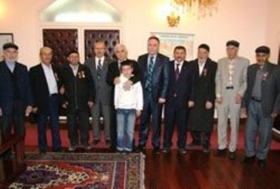 ŞEHİT AİLELERİ DERNEĞİ, VALİ ÂLİMOĞLUNU ZİYARET ETTİ