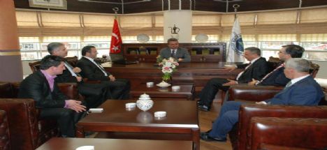 Konsiad Yönetimi Başkan Mehmet Hançerli'yi Makamında Ziyaret Etti
