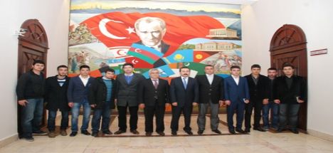 Karatay Kent Konseyi Gençlik Meclisi Selçuk ÜniversiteSi Rektörü'nü Ziyaret Etti