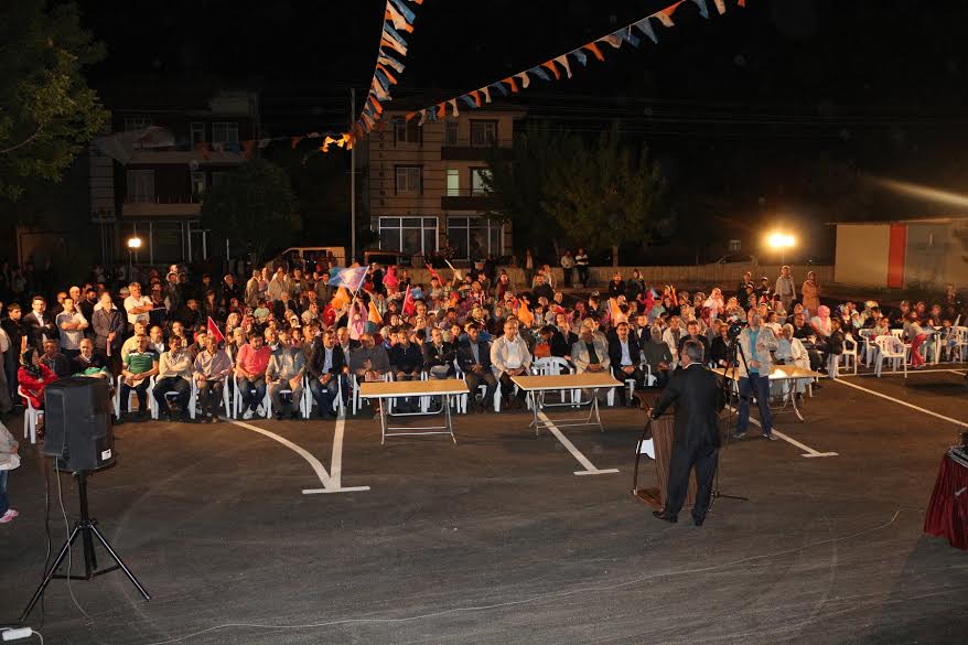 Ak Kadrolar Mahalle Buluşmalarına Hız Kesmeden Devam Ediyor