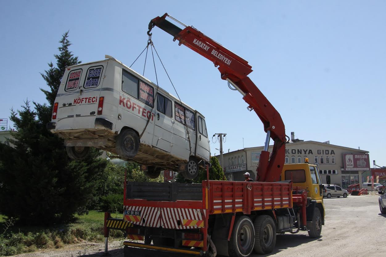 Karatay'da Gelişi Güzel Konulmuş İşgaller Kaldırılıyor