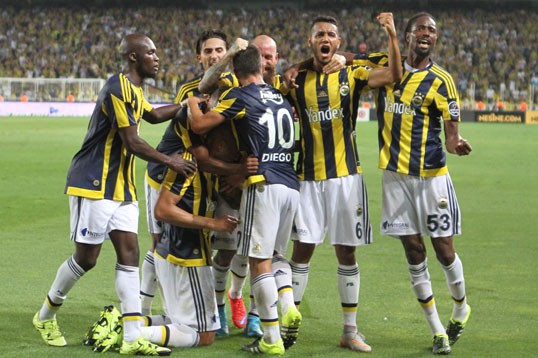 Fenerbahçe Lige 3 puanla başladı