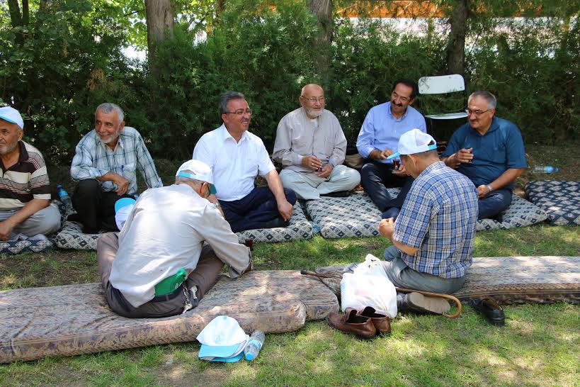 Karatay’da Emeklilerin Piknik Keyfi