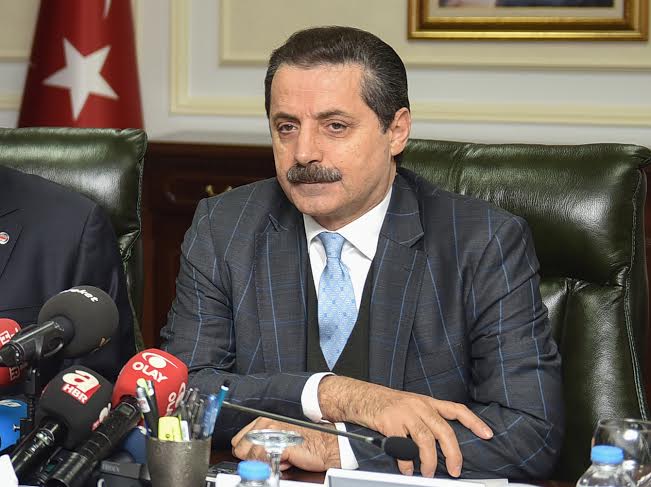 Bakan Çelik’ten –Çiftçi Borçları ve Tarım Danışmanları müjdesi
