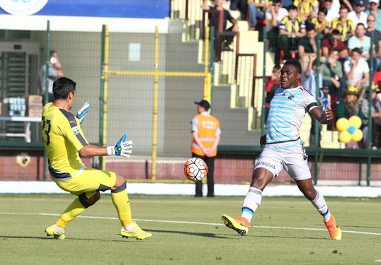 Fenerbahçe Voluntari 3 golle geçti