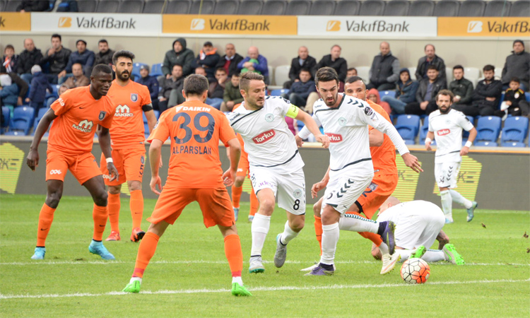 Lider Başakşehir Konyaspor’a Diş geçiremedi!