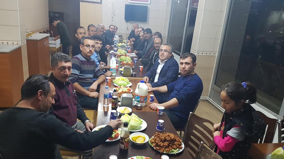 ESKİLDER Konya’da Eskilli Öğretmenlerle Öğretmenler Günü Kutlaması düzenledi