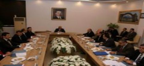 Ahika Aksaray'da topladı.