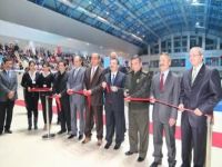 Aksaray Olimpik Yüzme Havuzu Başbakan Recep Tayyip Erdoğan'ın İstanbul'dan Canlı Bağlantı Yaptığı Törenle Açıldı