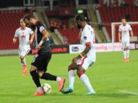 Aslan Balıkesir'de yıkıldı!
