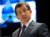 Davutoğlu'ndan akademisyenlere müjde