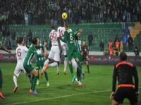 Trabzonspor Bursa'dan beraberlik döndü