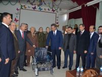 İhtiyaç Sahiplerine Tekerlekli Sandalye Dağıtıldı